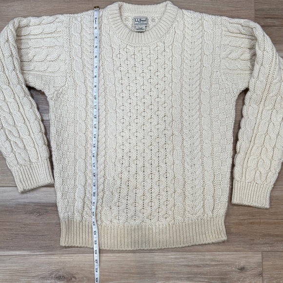 Vintage L.L. Bean Unisex Fisherman Knit Crewneck Wool Sweater made in Ireland - Picture 4 of 7